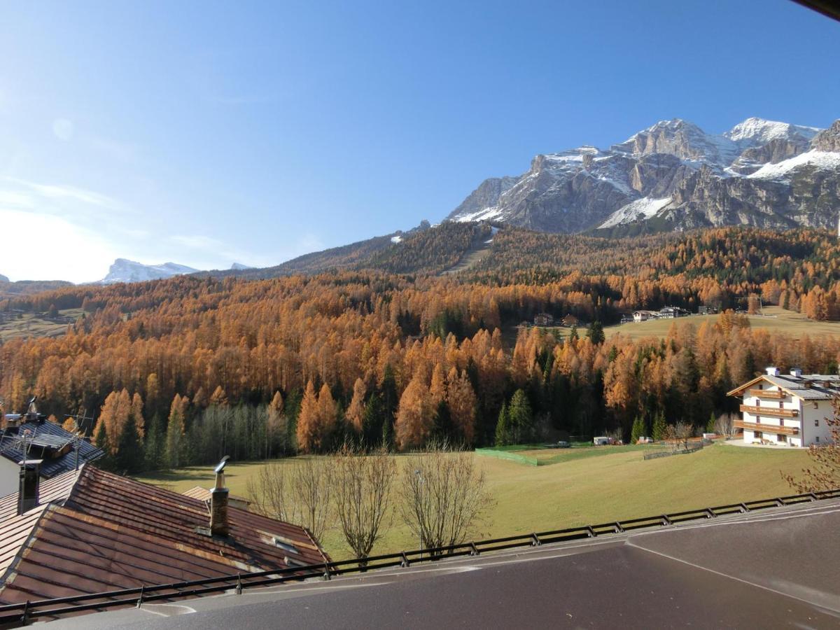 Partel Loudge Apartment Cortina d'Ampezzo Exterior photo